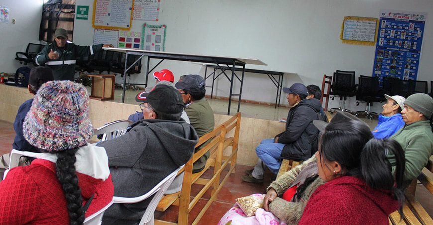 ANA orienta a usuarios de agua de Machahuay sobre la formalización de sus derechos Huancavelica Perú