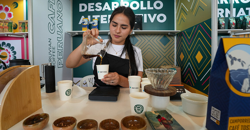 Festival Yo Tomo Café Peruano Devida Perú productores café
