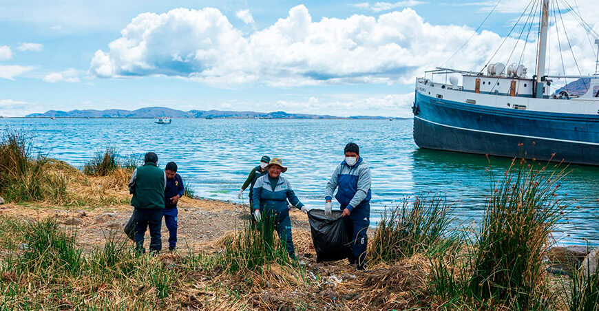 Acciones ambientales refuerzan la protección y desarrollo de la cuenca del Lago Titicaca Puno Perú PEBLT