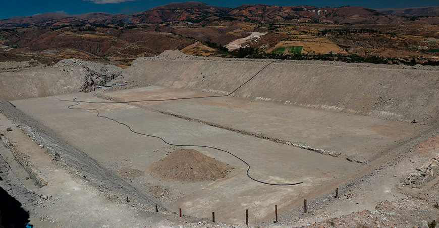 Construyen tres reservorios que almacenarán 38 000 m³ de agua para riego en Tambillo Ayacucho Perú