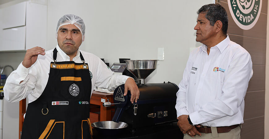 Devida implementa infraestructura para mejorar la calidad y el valor agregado del café y cacao de la Selva Central