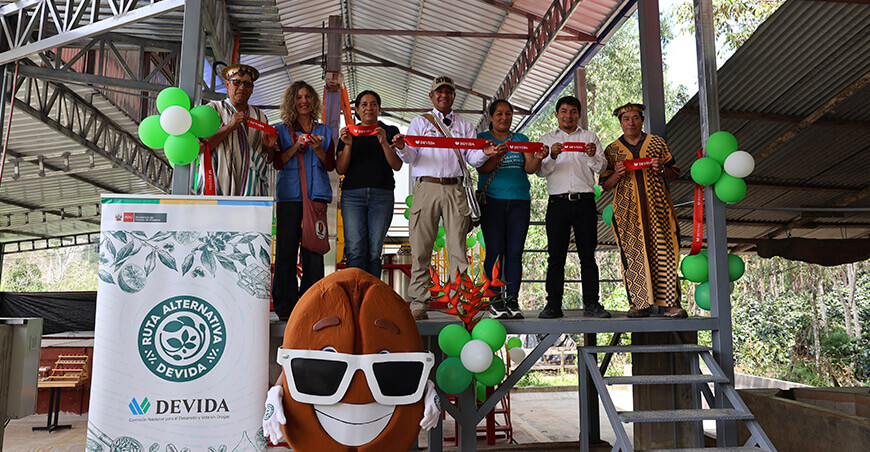 Devida implementa infraestructura para mejorar la calidad y el valor agregado del café y cacao de la Selva Central