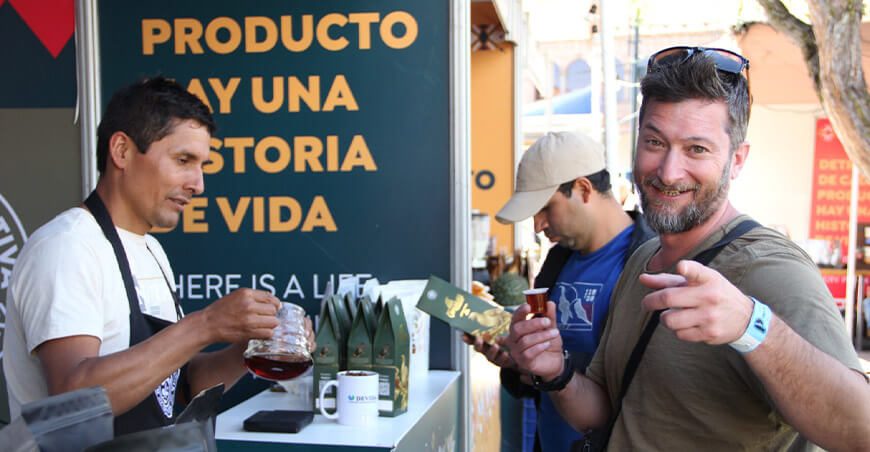 Expovida Cusco Productores del desarrollo alternativo ventas de café y cacao Devida Perú