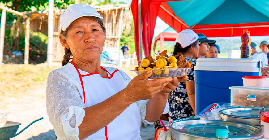Alistan Festival de la Primavera con feria productiva y actividades turísticas en Kimbiri Cusco Perú