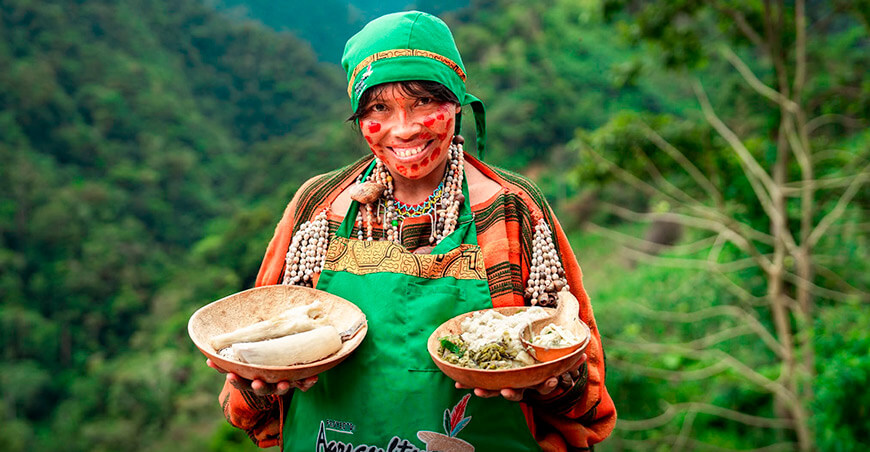 Gastronomía típica Festival del Masato Salvaje y la Orquídea Chirumpiari Cielo Punco Cusco Perú