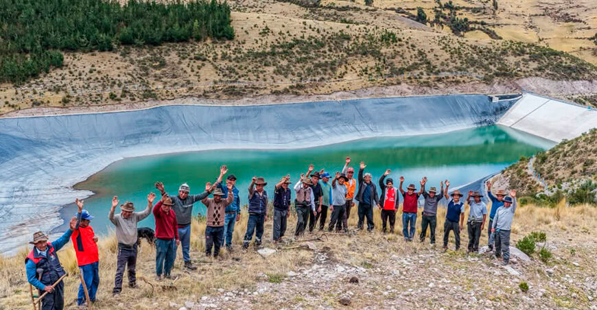 sistema de riego de Paccaritambo Cusco Perú