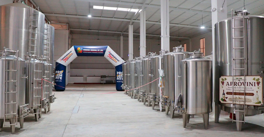 Procompite Lima entrega tanques de acero inoxidable para mejorar procesos de conservación de vino y pisco en Nuevo Imperial Cañete Lima