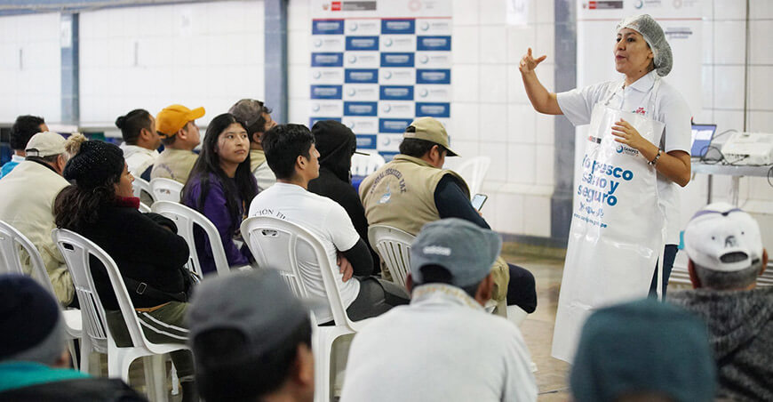 Sanipes brinda capacitación y asistencia técnica a 6043 actores del sector hidrobiológico Perú