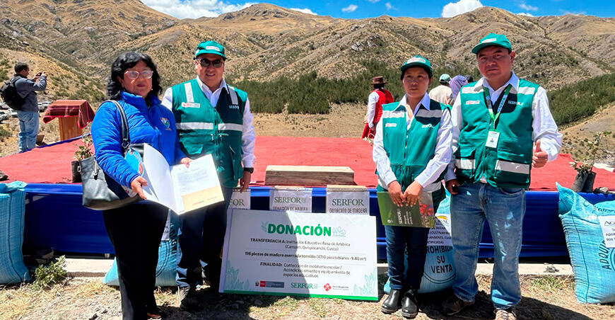 Serfor donó madera valorizada en S/119 985 a dos entidades de Cusco Perú