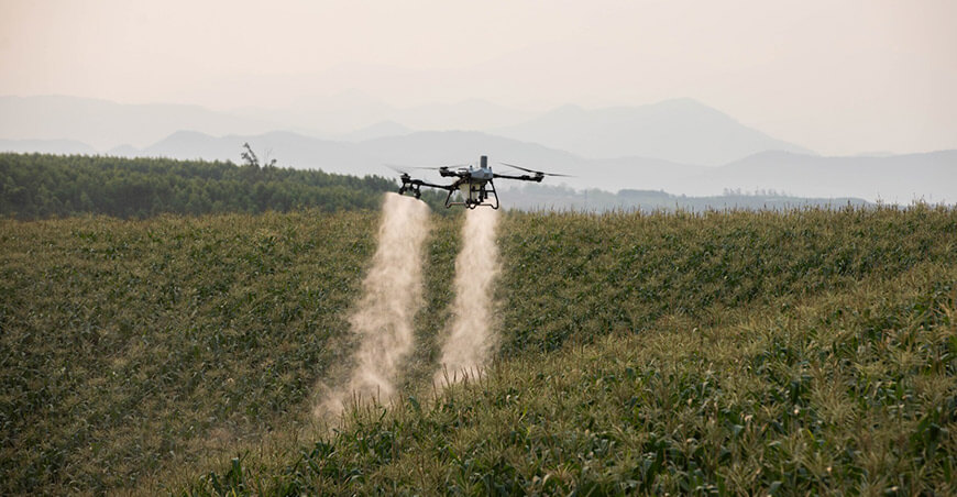 DJI Agriculture agricultura de precisión busca optimizar la aplicación de insumos en el campo , los drones permiten aplicar insumos con mayor precisión y reducir el desperdicio de agua y productos agrícolas Perú