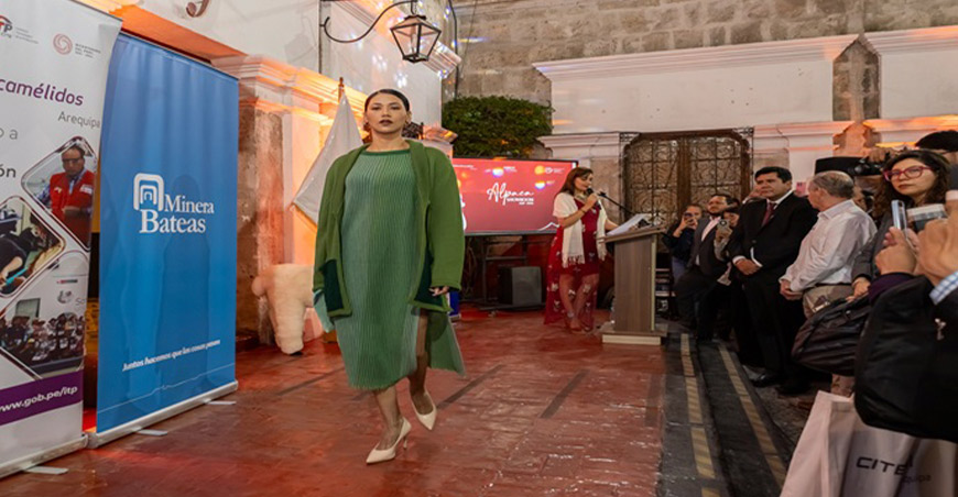 Articulan esfuerzos en busca del crecimiento comercial del sector textil alpaquero Arequipa Perú CITEtextil Camélidos Arequipa