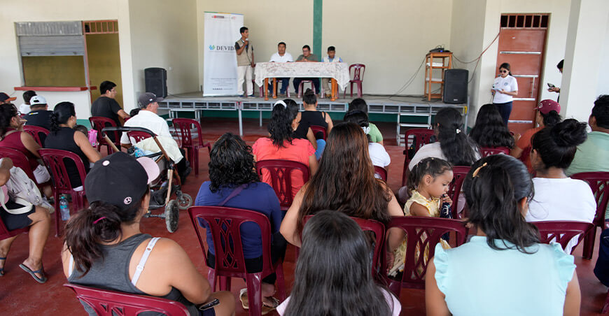 Devida entrega salón comunal renovado a 180 familias en Santa Rita Baja Madre de Dios Perú