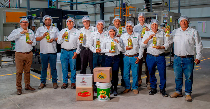 Cocepu transforma la palma aceitera en una cadena de negocios con valor agregado Ucayali Perú