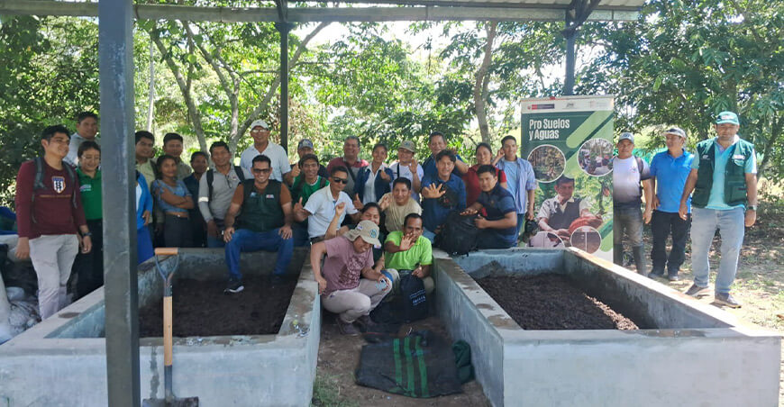 FAO reconoce al INIA como “Experiencia Excepcional” por impulsar el uso de bioinsumos para mejorar el rendimiento de los cultivos y contribuir a recuperar la fertilidad de los suelos agrícolas en el Perú