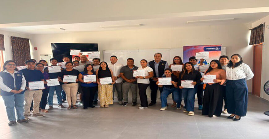 Mejoran las capacidades técnicas de más de 60 acuicultores de Sechura Piura Perú