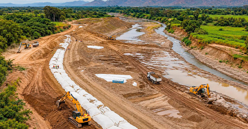Culminan trabajos de defensa ribereña con geobolsas en la margen derecha del río Chancay-Lambayeque