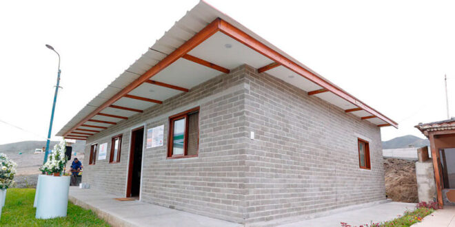 Presentan primer módulo de vivienda construido con ecoblocks que aprovechan residuos de concha de abanico Perú