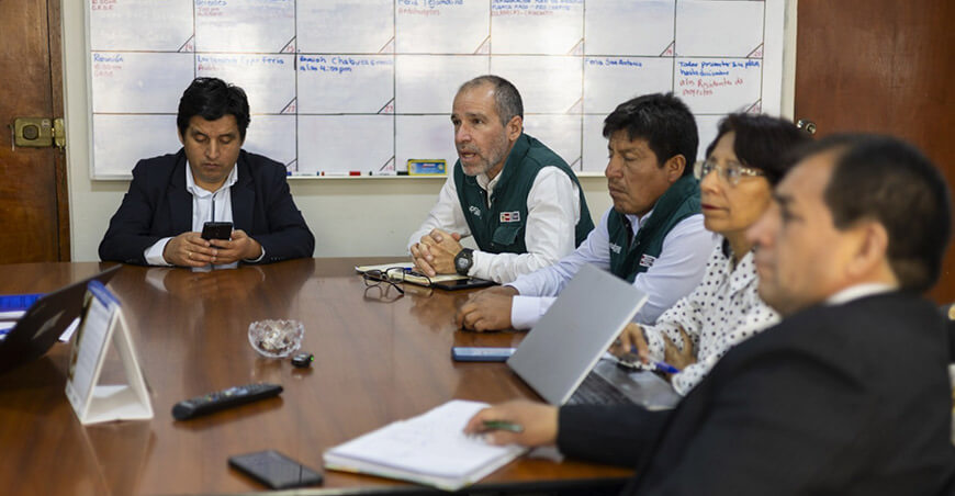 Midagri y GORE Apurímac coordinan acciones para ampliar el riego tecnificado riego por aspersión