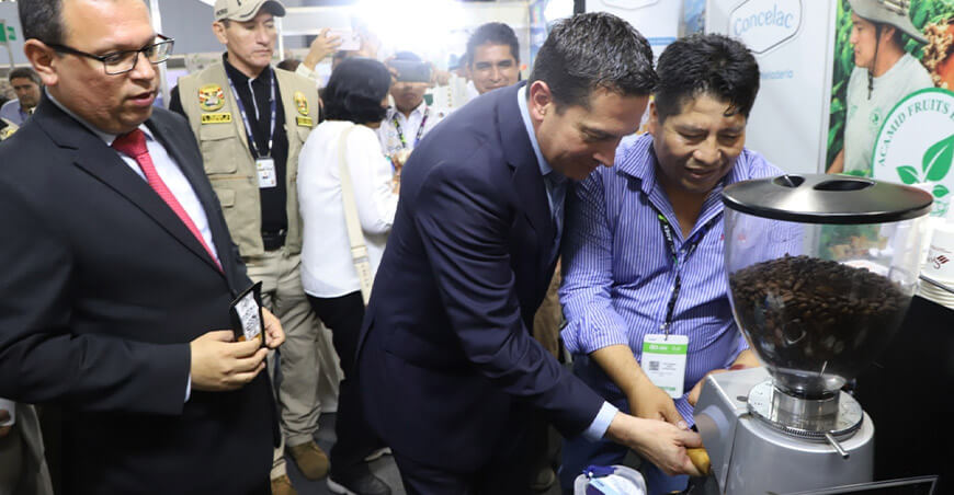 Samyel Coffee Luis Gabriel Piñas Caysahuana transforma una herencia familiar en una marca de café de especialidad del Perú que busca conquistar los paladares del mundo