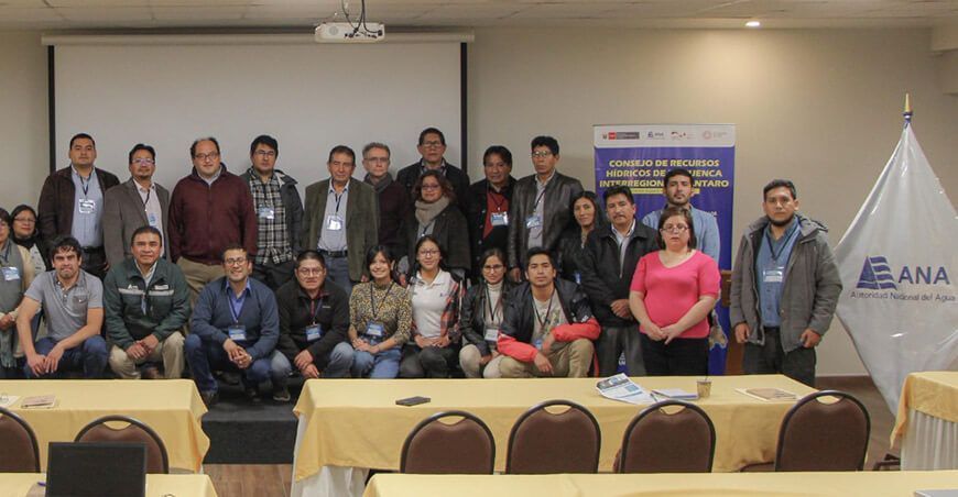 Capacitan en modelamiento hidrológico ante cambio climático en la cuenca Mantaro