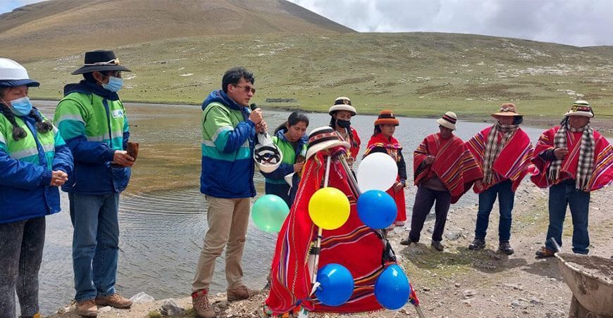 Sierra Azul inaugura obras de siembra y cosecha de agua en Apurímac