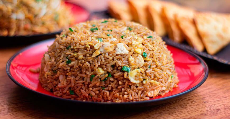 arroz chaufa Perú