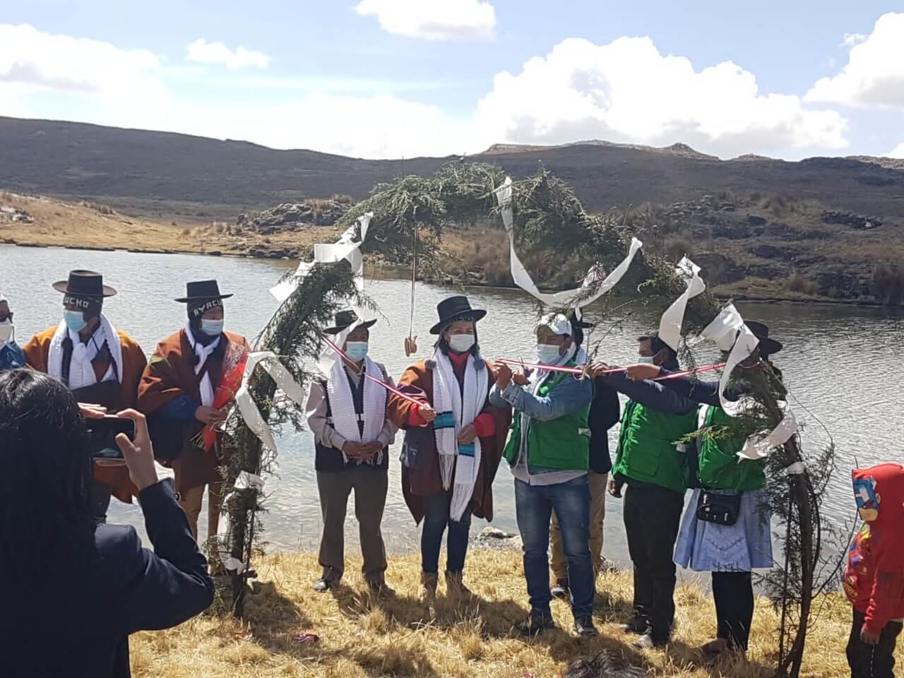 Ayacucho: Entregan 23 qochas para producir quinua, papa y cebada