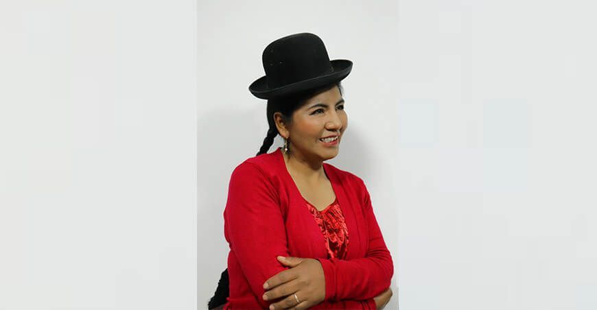 Betty Tinta Ccoa hila el progreso de los alpaqueros del sur