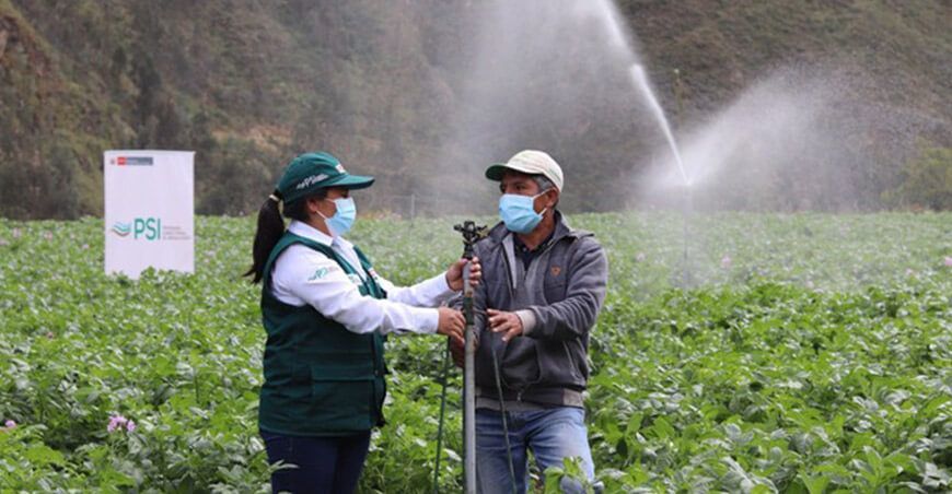 Capacitarán en sistemas de riego tecnificado a agricultores de Cajamarca y Ayacucho