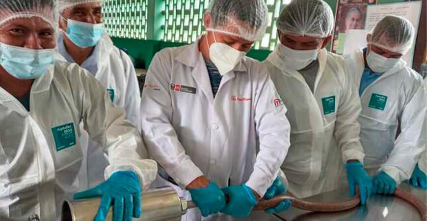 Loreto: capacitan a comunidad en proceso de transformación de carne de monte