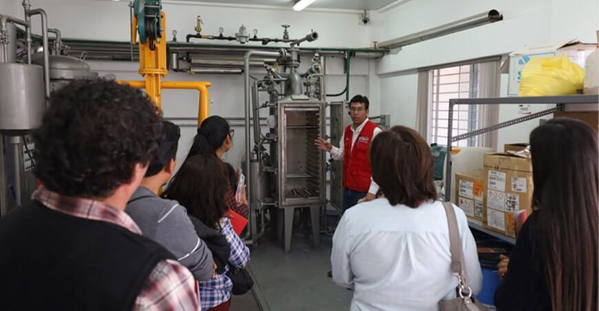 Inician programa de visitas guiadas al CITEtextil Camélidos Arequipa