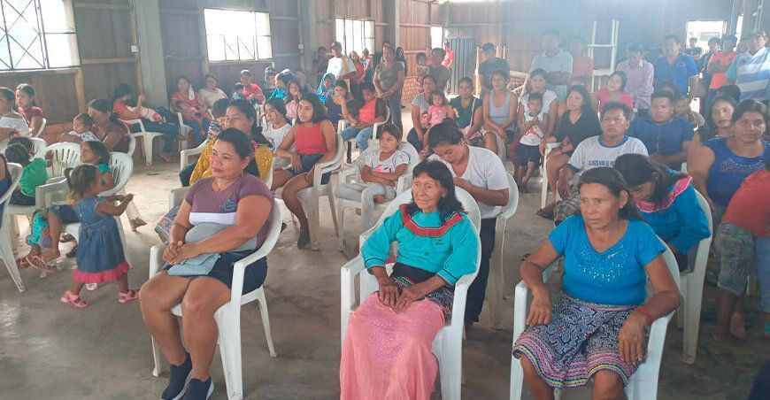 Comunidad Shambo Porvenir firma acuerdo con Ocho Sur para conservar sus bosques