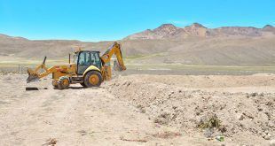 construcción qochas Vilacota Tacna Perú