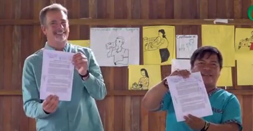 Comunidad Shambo Porvenir firma acuerdo con Ocho Sur para conservar sus bosques