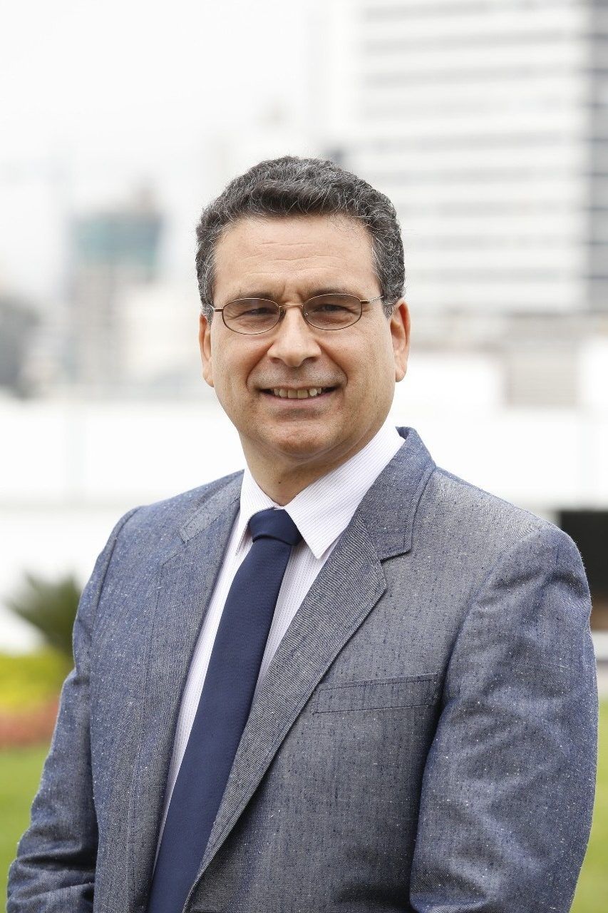 doctor en Economía Agrícola Daniel De La Torre Ugarte Pierrend