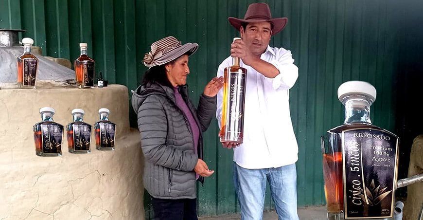 Cinco.5incos, el destilado de agave elaborado en el valle del Mantaro