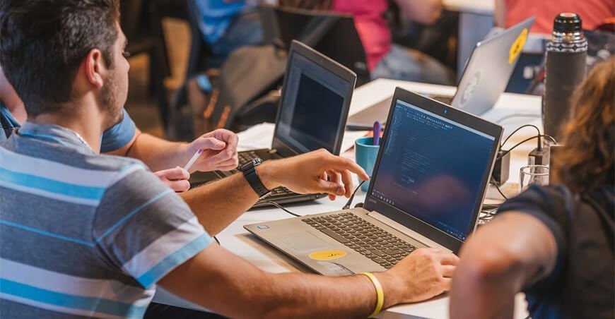 empresa internacional de educación y tecnología Egg
