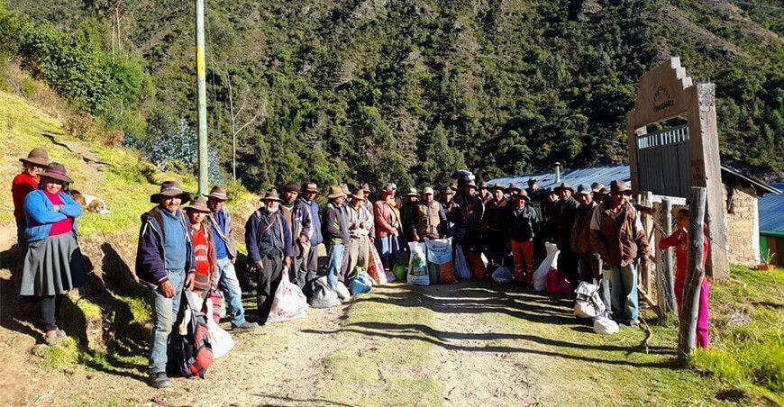 Distribuirán toneladas de gallinaza a productores de Apurímac