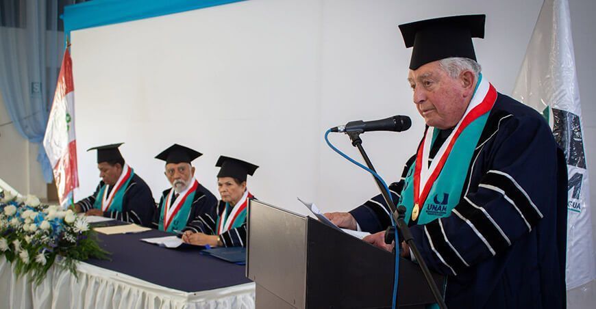 
Presidente ejecutivo de Southern Perú recibe doctorado honoris causa de la Universidad Nacional de Moquegua
