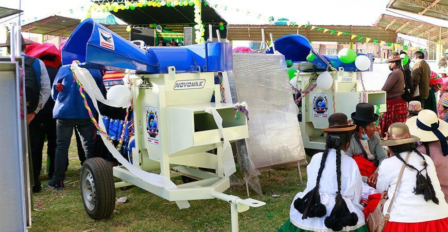 entregan equipos agrícolas a productores de quinua Puno