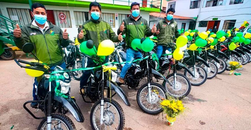Cusco: Fortalecen proyectos agrícolas con entrega de camionetas y motocicletas