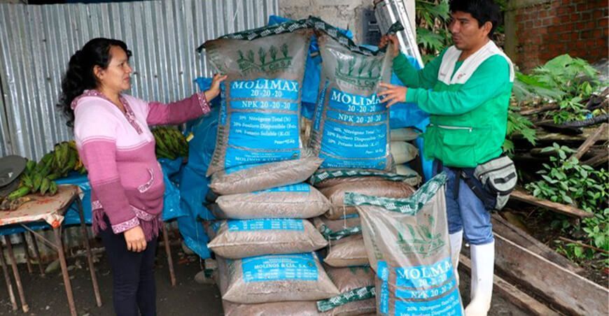 Entregan fertilizantes y herramientas a productores de Puno, Madre de Dios y Cusco