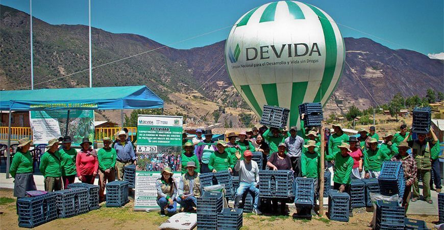 entregaron kits de trabajo a productores de palta Ayacucho