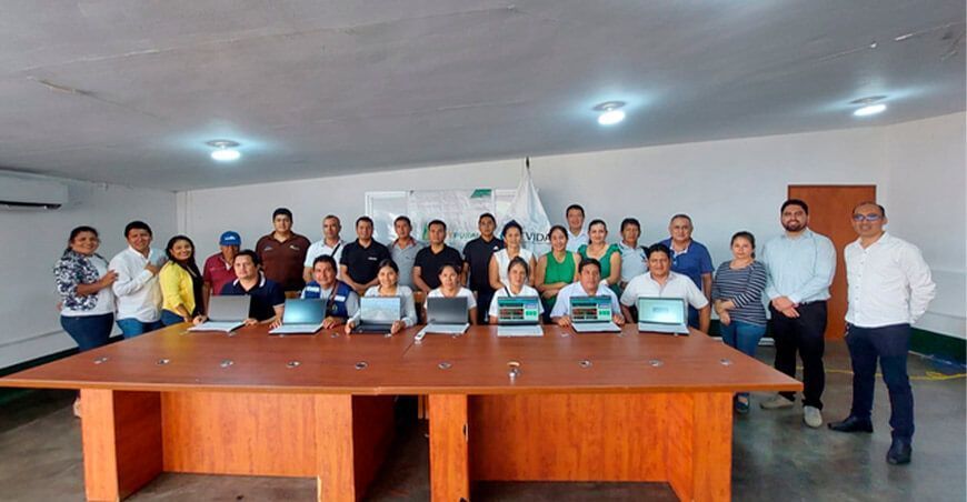 Entregaron laptops a asociaciones agrarias de San Martín