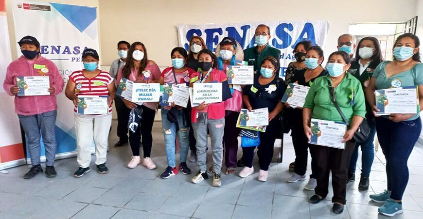 mujeres agriculturas culminan curso de control biológico