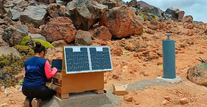 IGP instaló cinco estaciones de monitoreo en los volcanes activos de Tacna