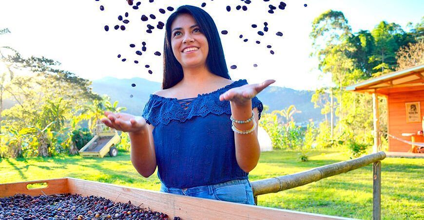 Cafetera más grande del mundo será atractivo en Expocafé Villa Rica 