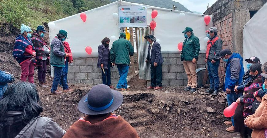 Agro Rural entrega semillas de pastos y fitotoldos a productores de Huaral