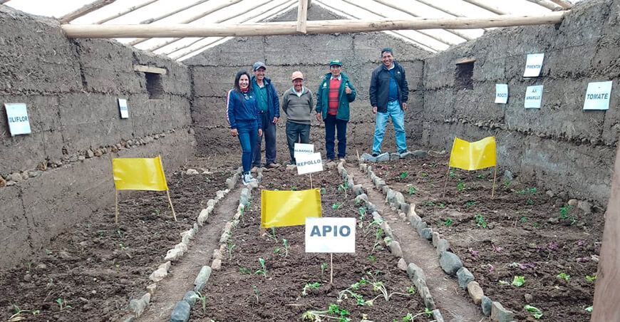 Entregarán 100 fitotoldos para proteger cultivos vulnerables a las heladas Agro Rural Ancash Perú 