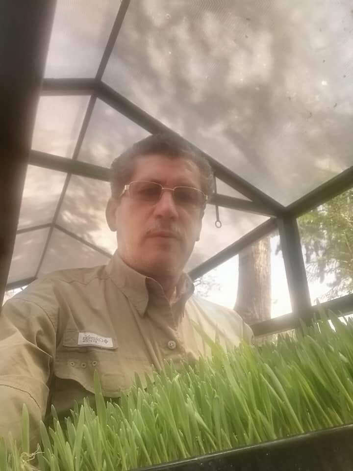 La producción está a cargo del Ing. José Ramón Terry Pacheco, gerente de Consultoría Terrycola